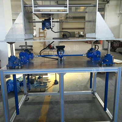 電動絲杆（gǎn）升降（jiàng）平台（tái）