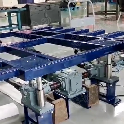 齒輪絲杆升降（jiàng）機