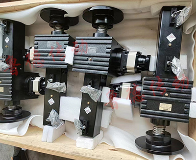 <strong>絲杆升降機</strong>