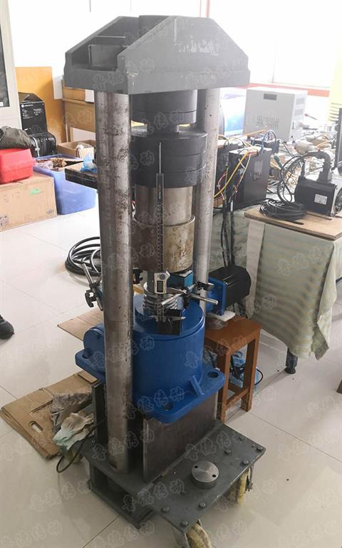 絲杆升降機自（zì）鎖