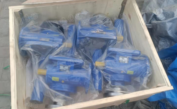 絲杆（gǎn）升降機